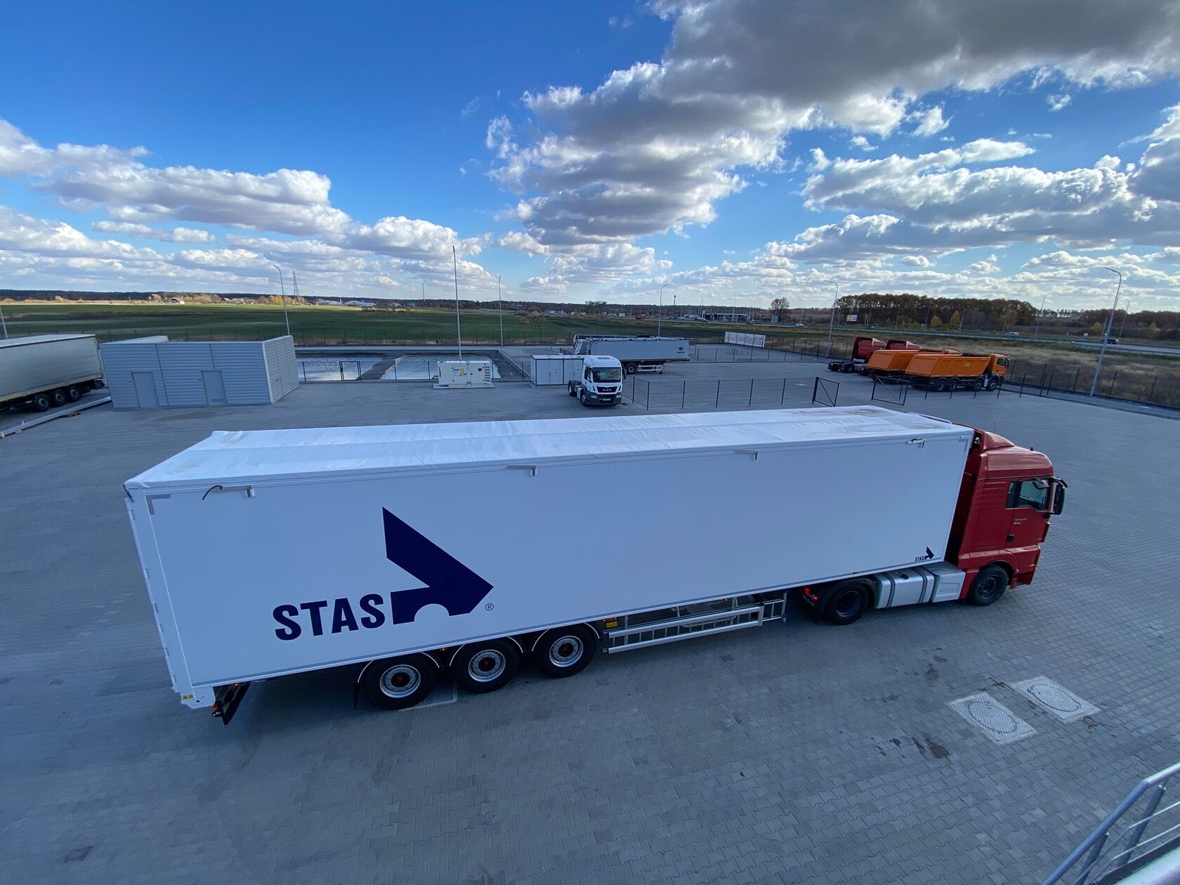 Напівпричіп STAS BioSTAR знайшов нового господаря - 3